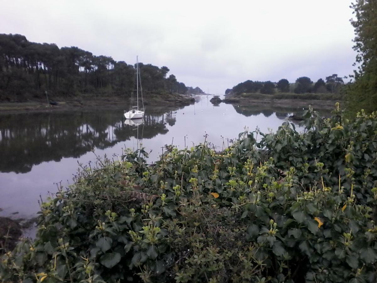 les roches du Cabellou 150M de la mer Concarneau Extérieur photo