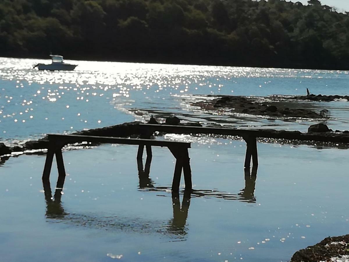 les roches du Cabellou 150M de la mer Concarneau Extérieur photo